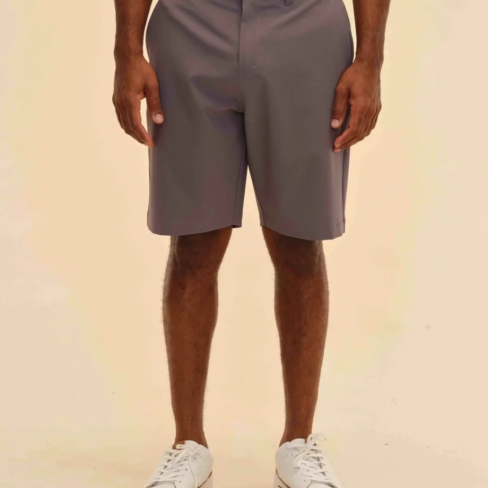 NWT Magaschoni Men's Classic Fit Stretch Shorts Resortwear Travel Tan Size 34
